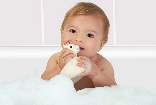 Sophie La Giraffe So'Pure Bath Toy Bath & Changing 4 Sophie La Giraffe So'Pure Bath Toy Bath & Changing