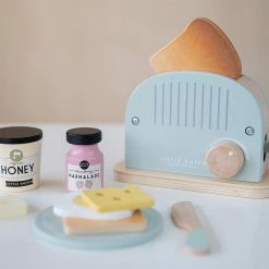 Little Dutch LD Toy Wooden Toaster