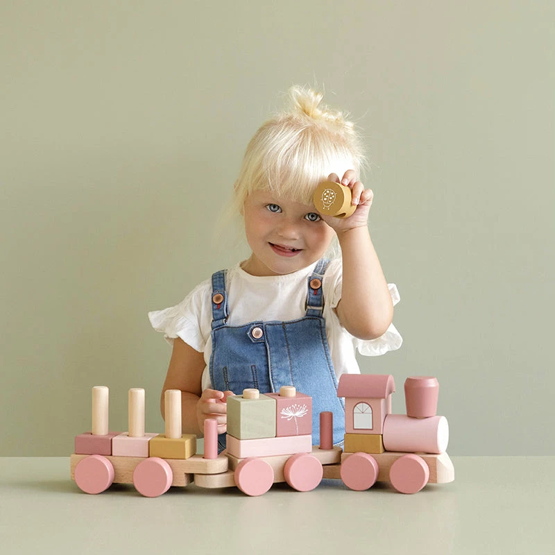Little Dutch LD Wooden Stacking Train 6 Little Dutch LD Wooden Stacking Train