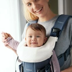 BabyBjörn Bib For Carrier One