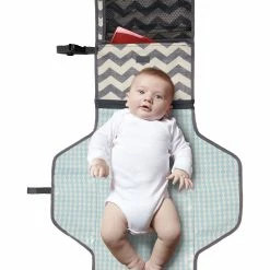 Skip Hop Pronto Signature Changing Station Bath & Changing