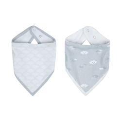 Luma Bandana Feeding